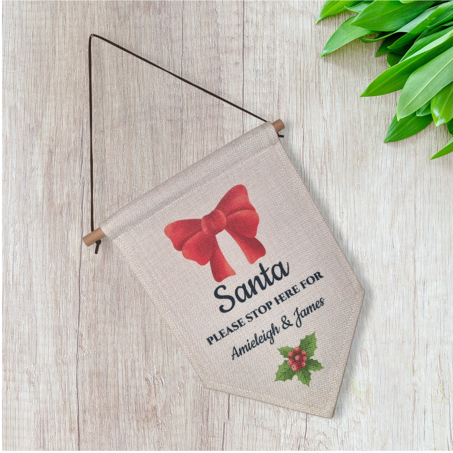 Santa Stop Here Christmas Sign - Hanging Decoration